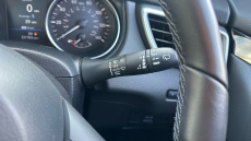 Nissan Qashqai 1.3 DiG-T N-Connecta 5dr [Glass Roof Pack] Petrol Hatchback